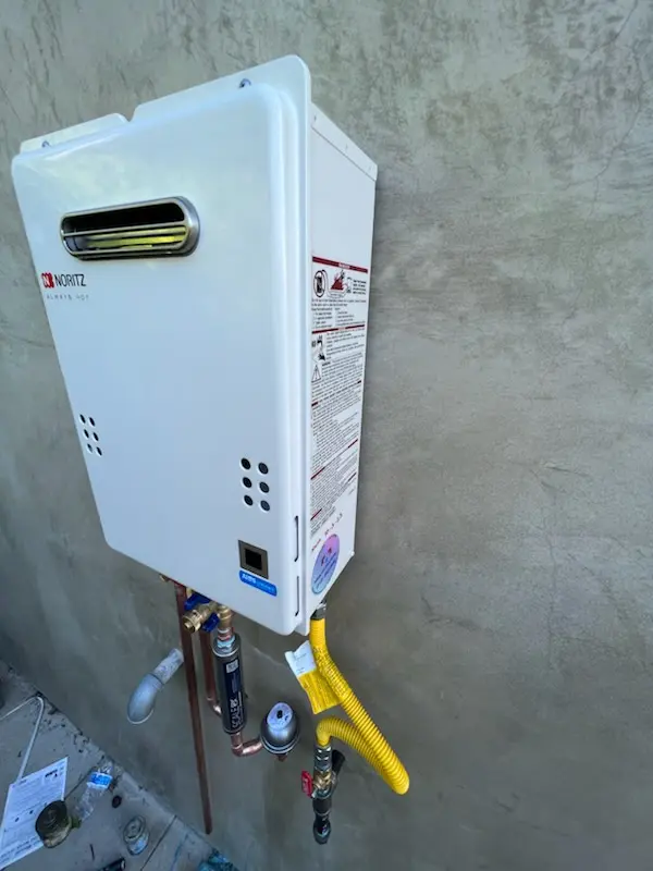 Tankless water heater installation for Holland Park homes